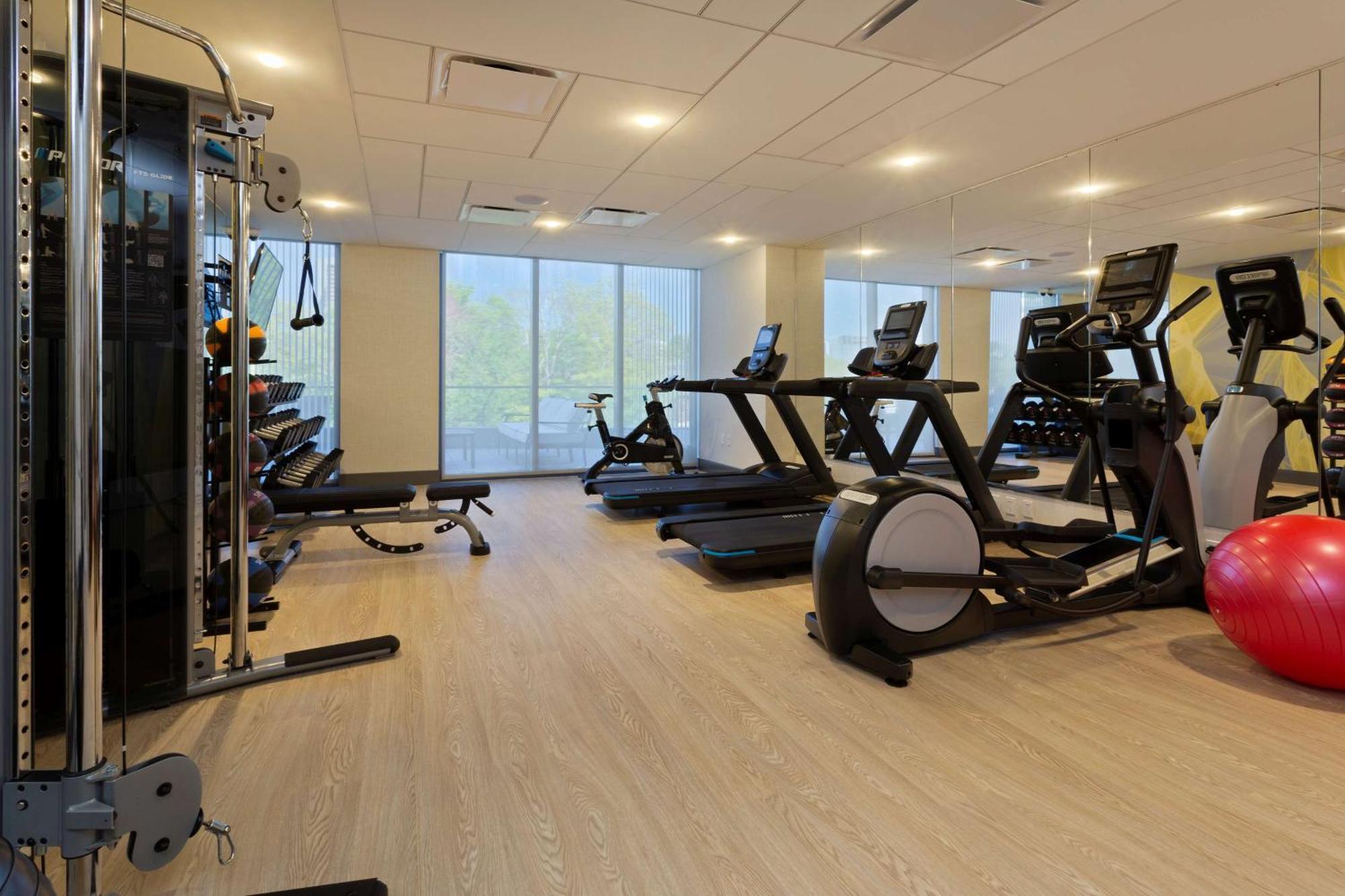 Hilton Garden Inn Boston Brookline, Ma Екстер'єр фото